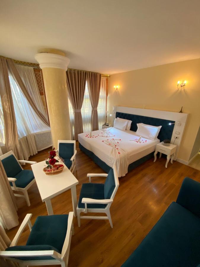 The Red Bricks Hotel Shkodra Kültér fotó